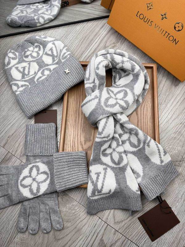 LV Scarf Hat Gloves hm (27)