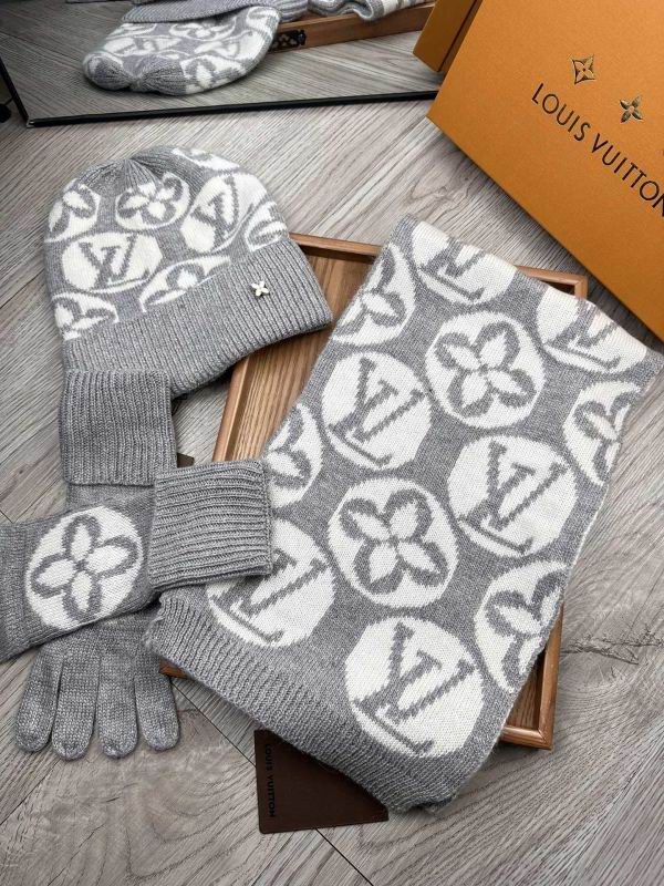 LV Scarf Hat Gloves hm (28)