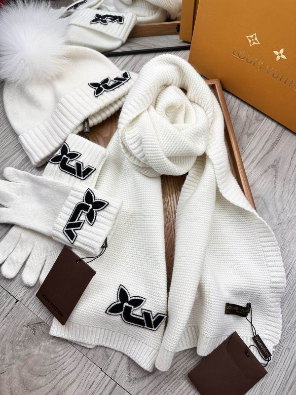 LV Scarf Hat Gloves hm (42)