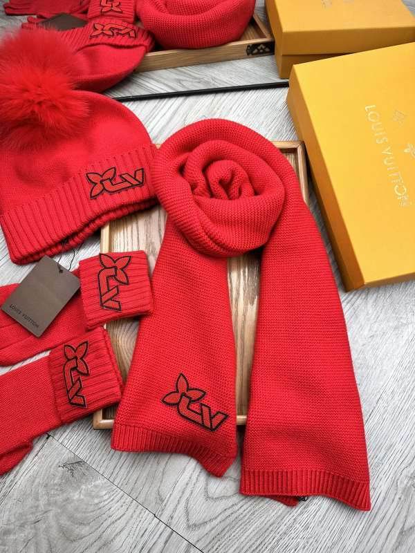 LV Scarf Hat Gloves hm (50)