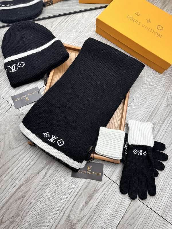 LV Scarf Hat Gloves hm (9)