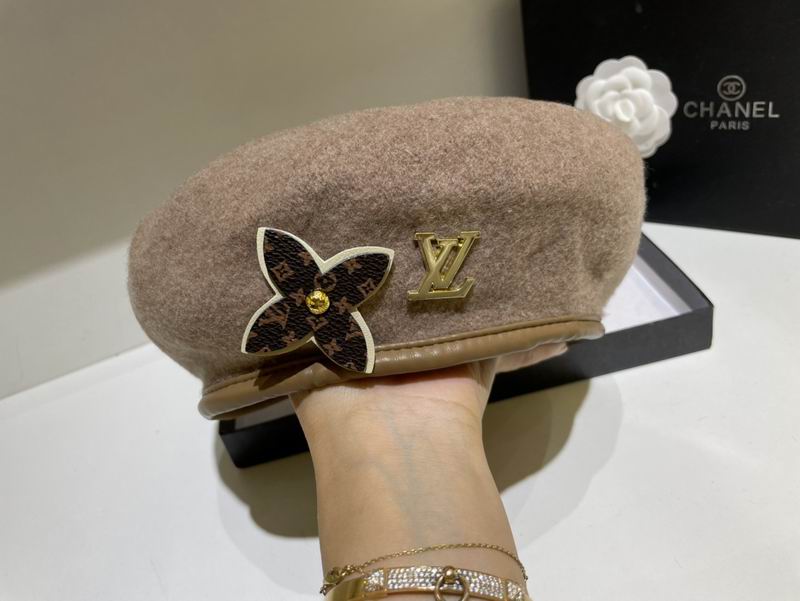 LV beret dx (116)