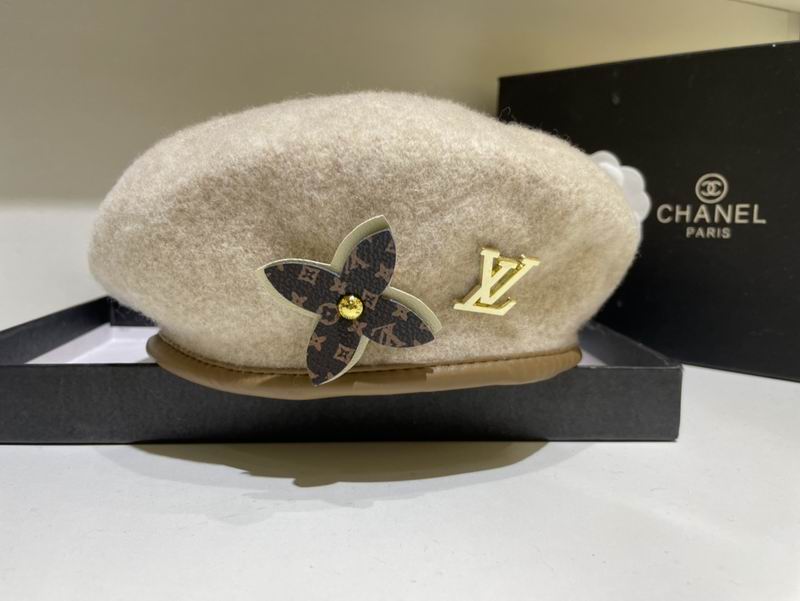 LV beret dx (119)