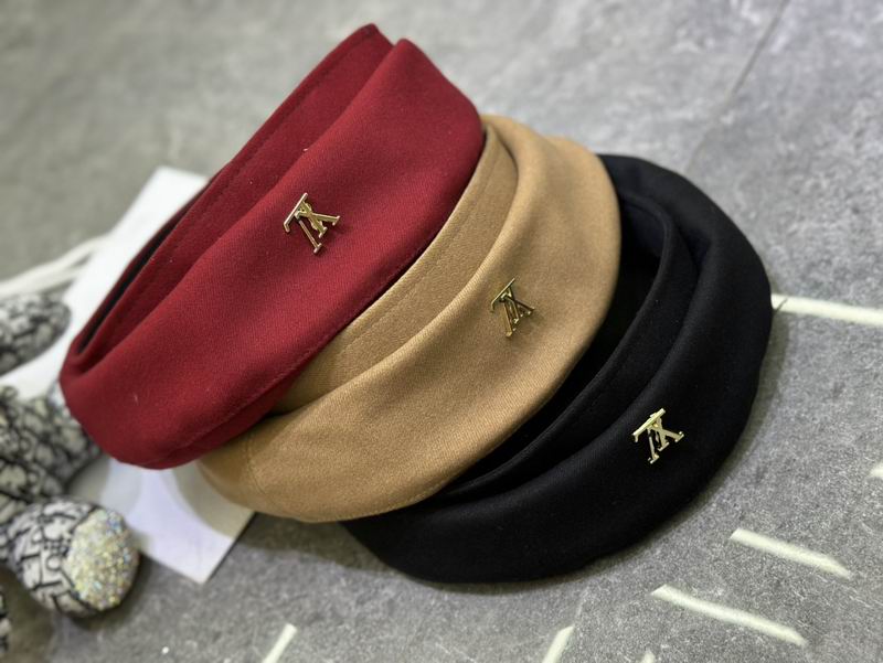 LV beret dx (194)