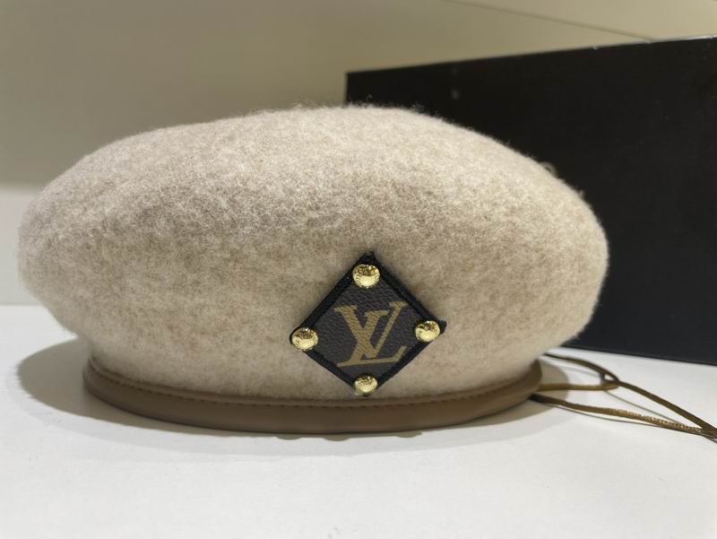 LV beret dx (75)
