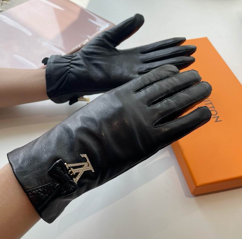LV gloves M L 33 (9)