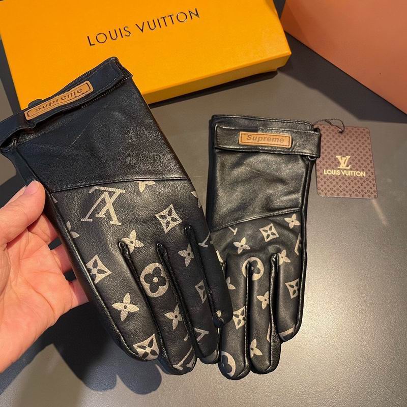 LV gloves M L 34 (1)