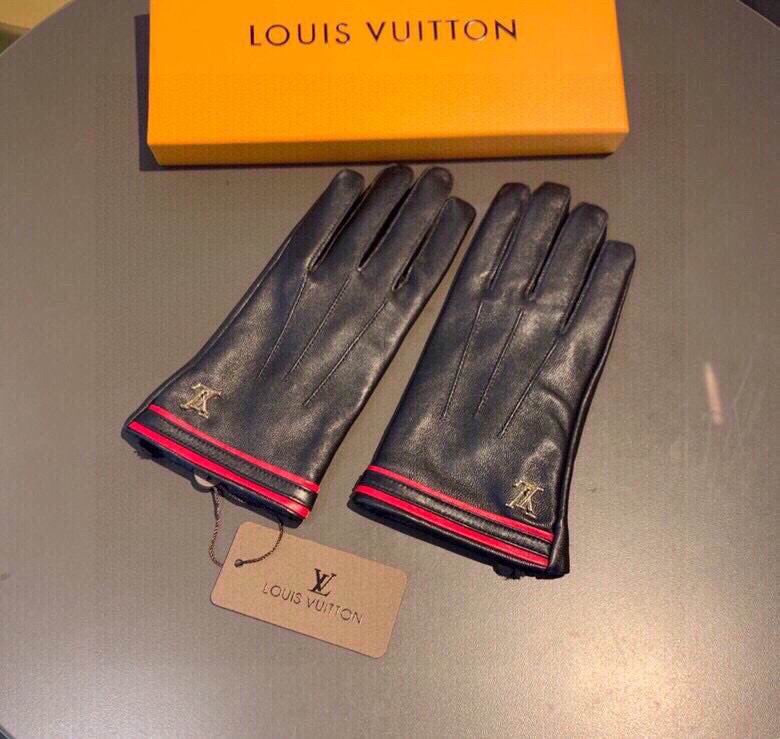 LV gloves M L 35 (1)