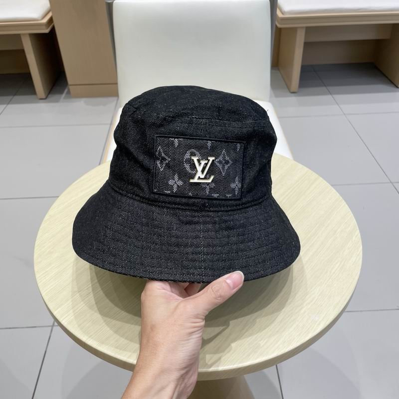 LV hat (115)