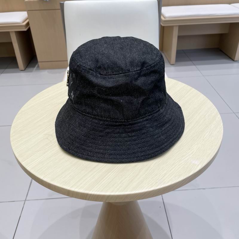 LV hat (119)
