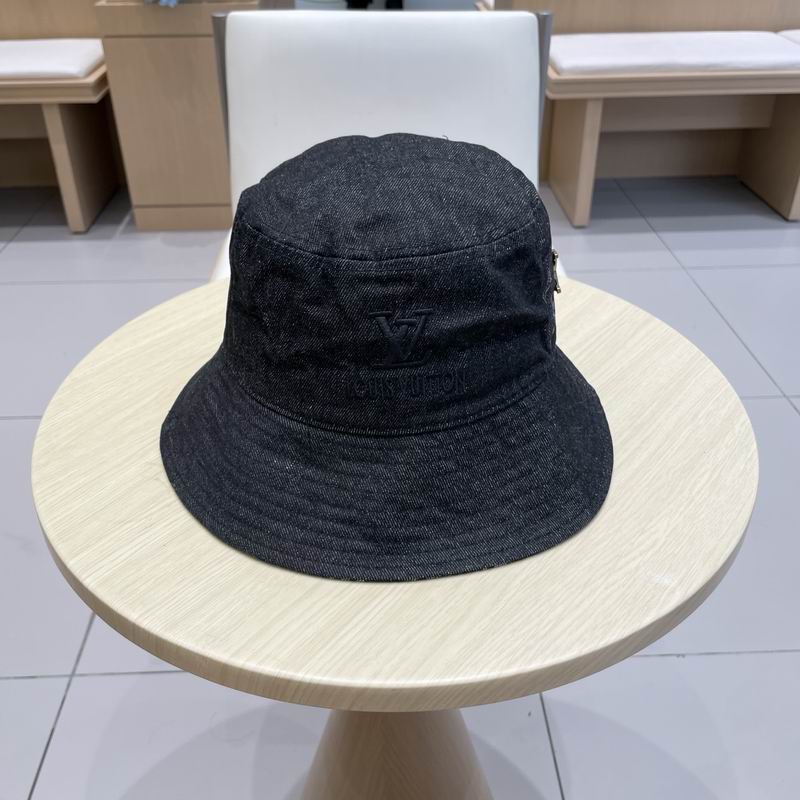 LV hat (121)