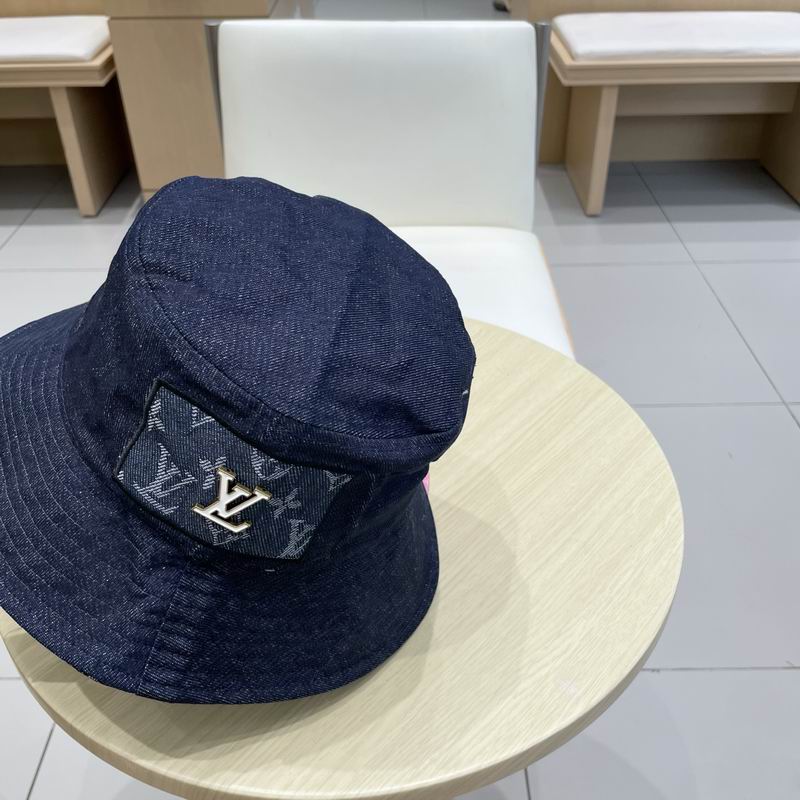 LV hat (125)