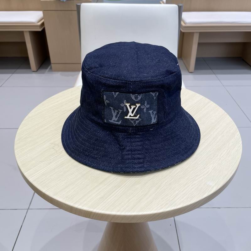 LV hat (130)