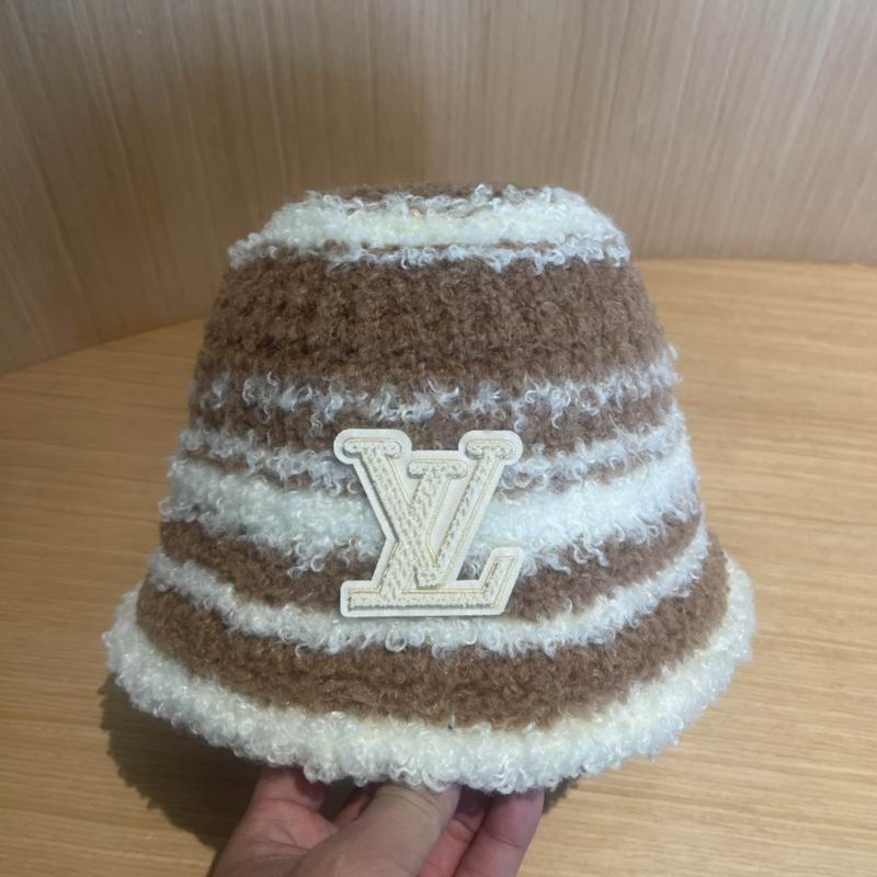 LV hat (229)