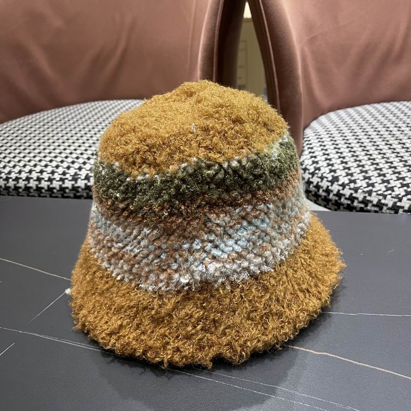 LV hat (351)