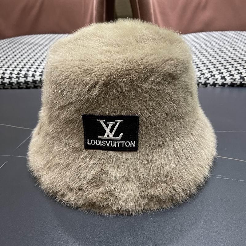 LV hat (592)