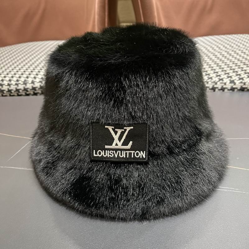 LV hat (604)