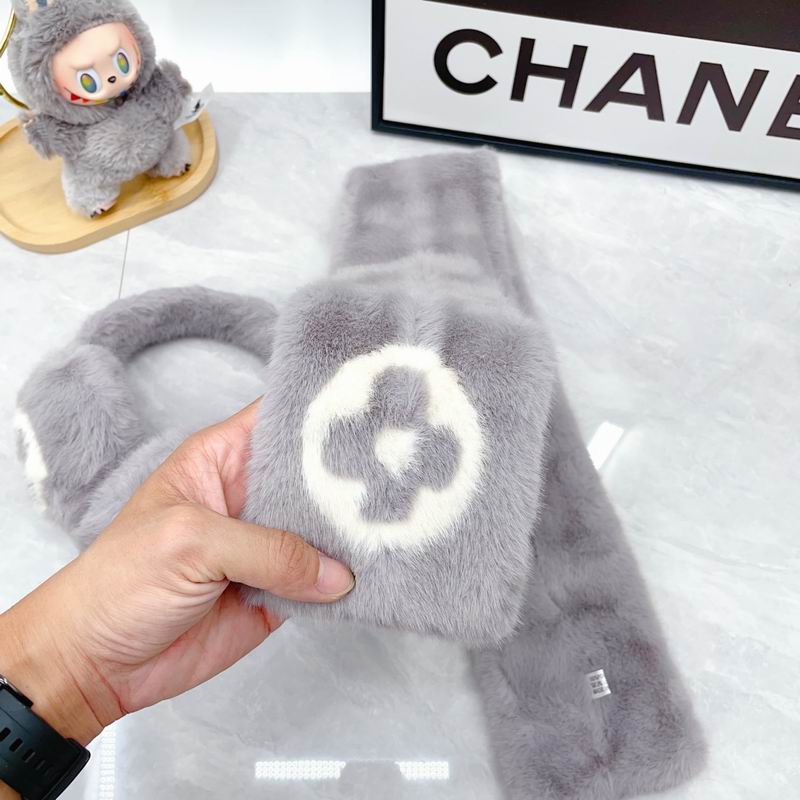 LV scarf earmuff dx (114)