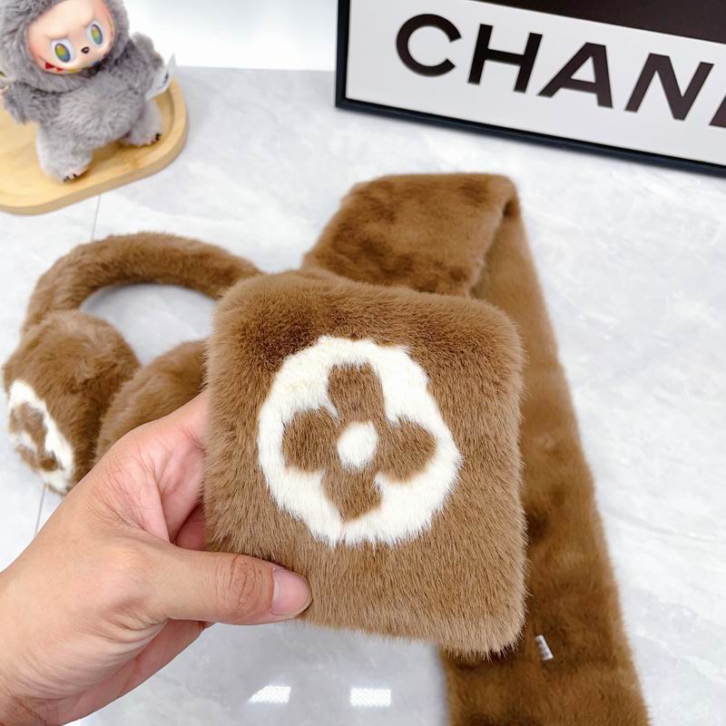 LV scarf earmuff dx (123)