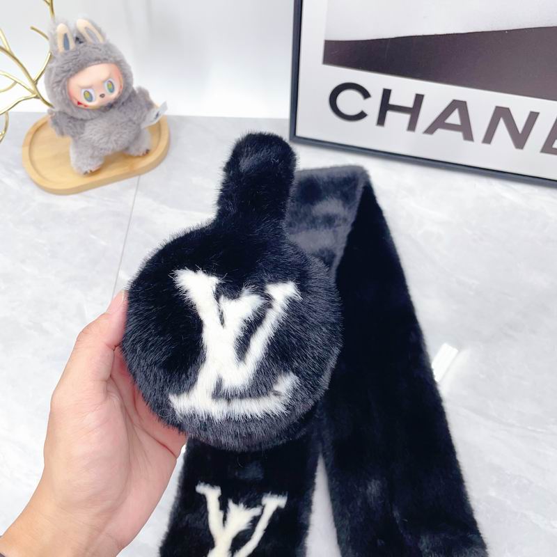 LV scarf earmuff dx (95)