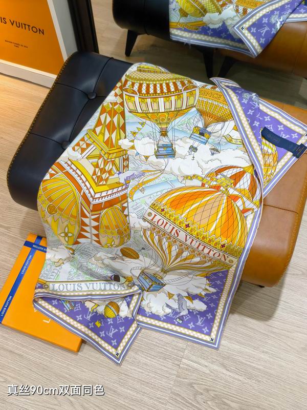 LV silk Scarf 90X90cm E04 (17)