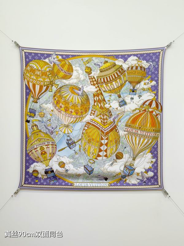 LV silk Scarf 90X90cm E04 (19)
