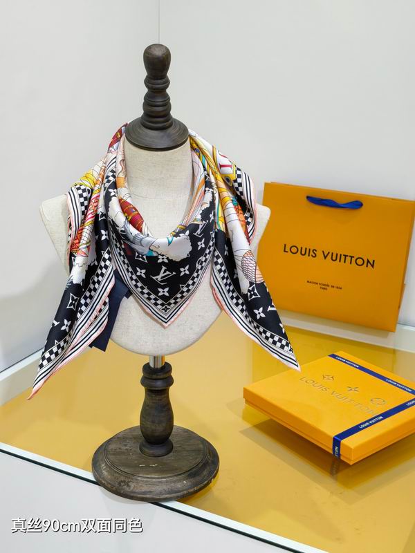 LV silk Scarf 90X90cm E04 (2)