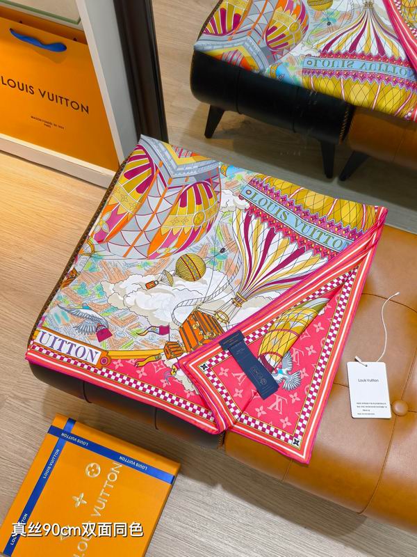 LV silk Scarf 90X90cm E04 (40)