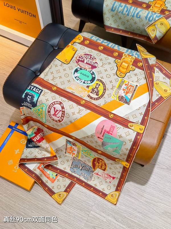 LV silk Scarf 90X90cm E18 (5)