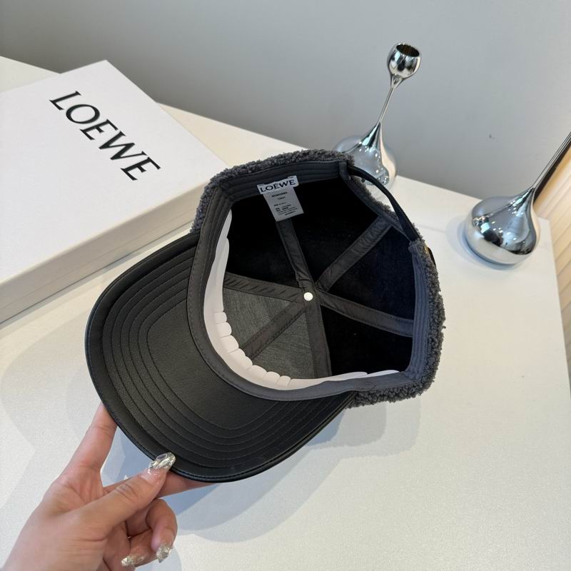 Loewe Cap (558)