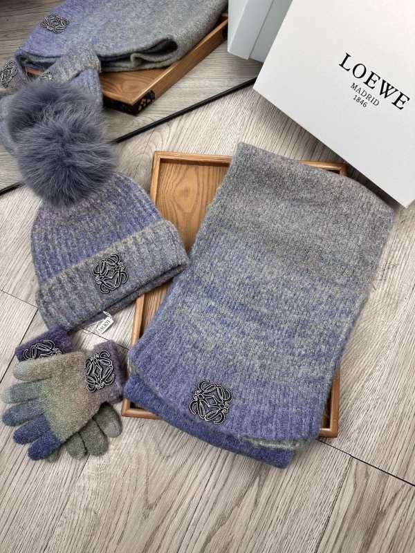 Loewe Scarf Hat Gloves hm (10)