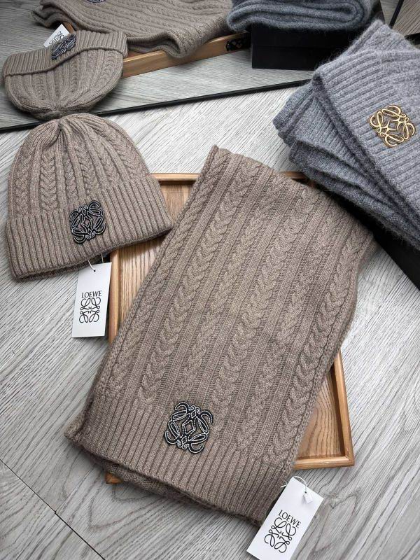 Loewe Scarf Hat hm (39)
