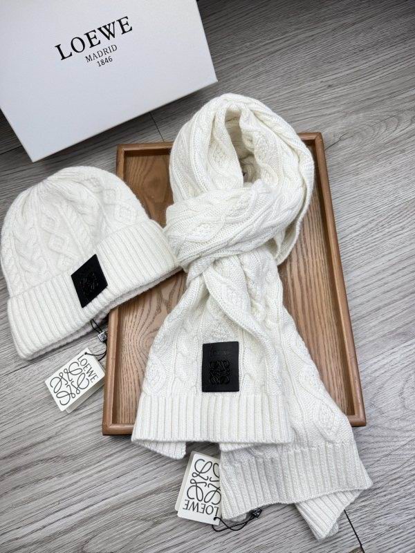 Loewe Scarf Hat hm (47)