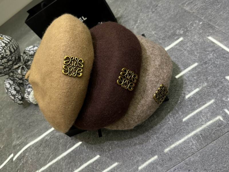 Loewe beret dx (82)