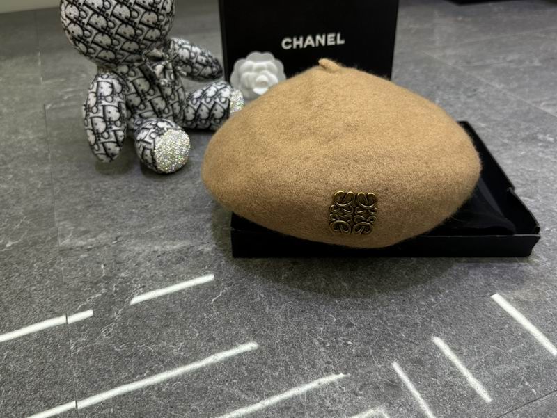 Loewe beret dx (87)