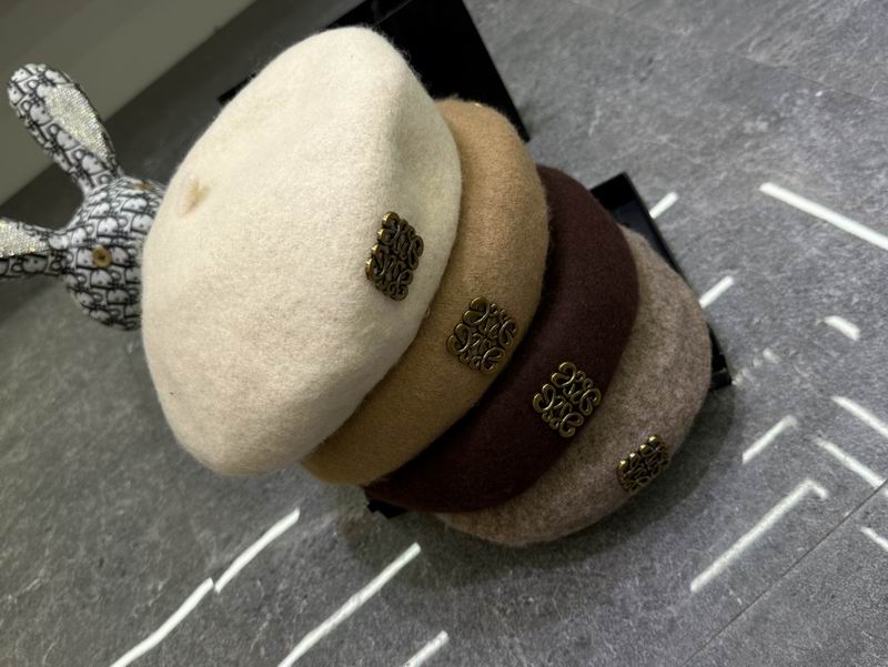 Loewe beret dx (88)