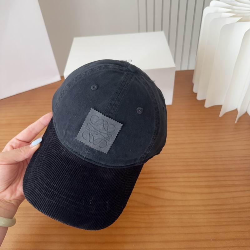 Loewe cap (270)
