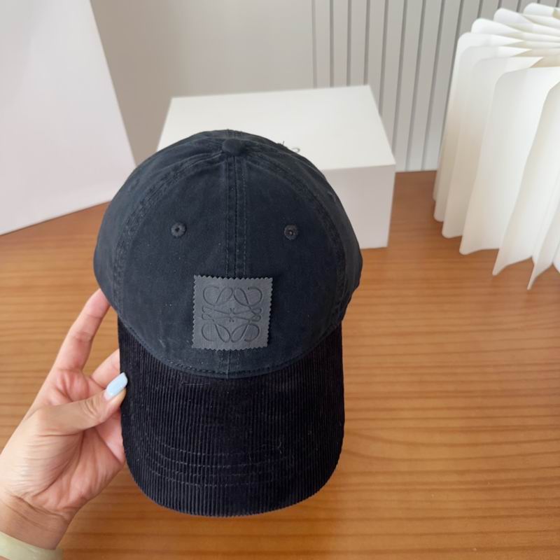 Loewe cap (271)