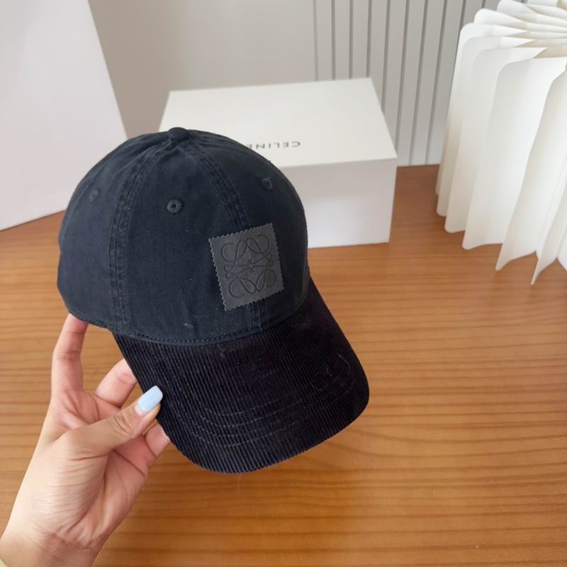 Loewe cap (272)