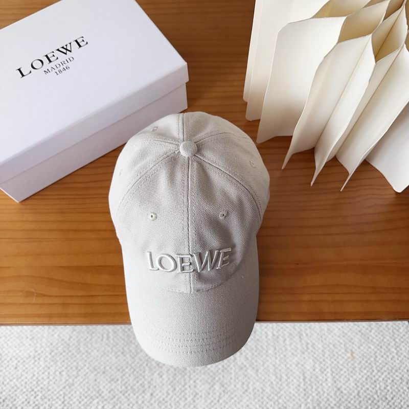 Loewe cap dx (251)