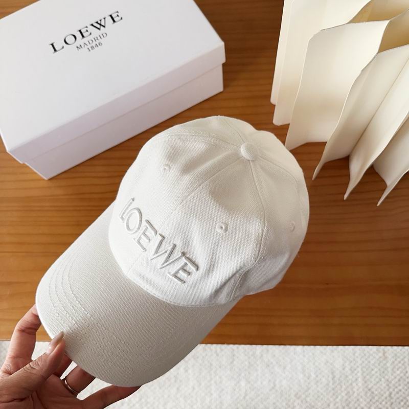 Loewe cap dx (265)