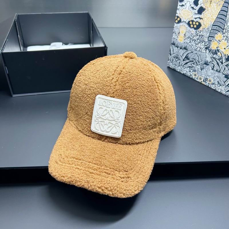 Loewe cap dx (358)