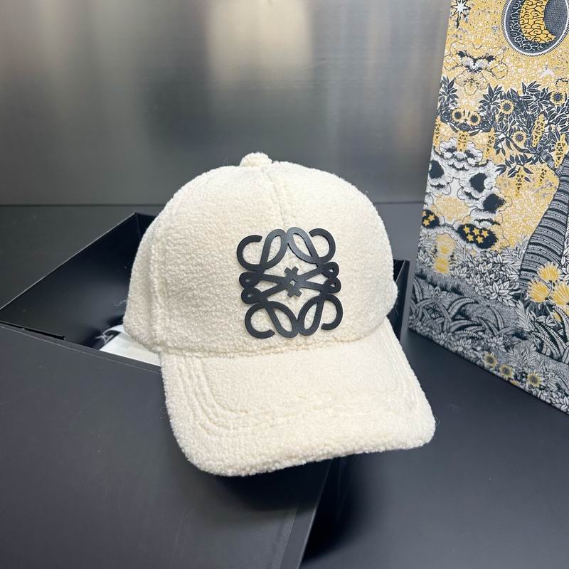 Loewe cap dx (387)