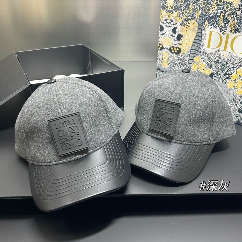 Loewe cap dx (394)