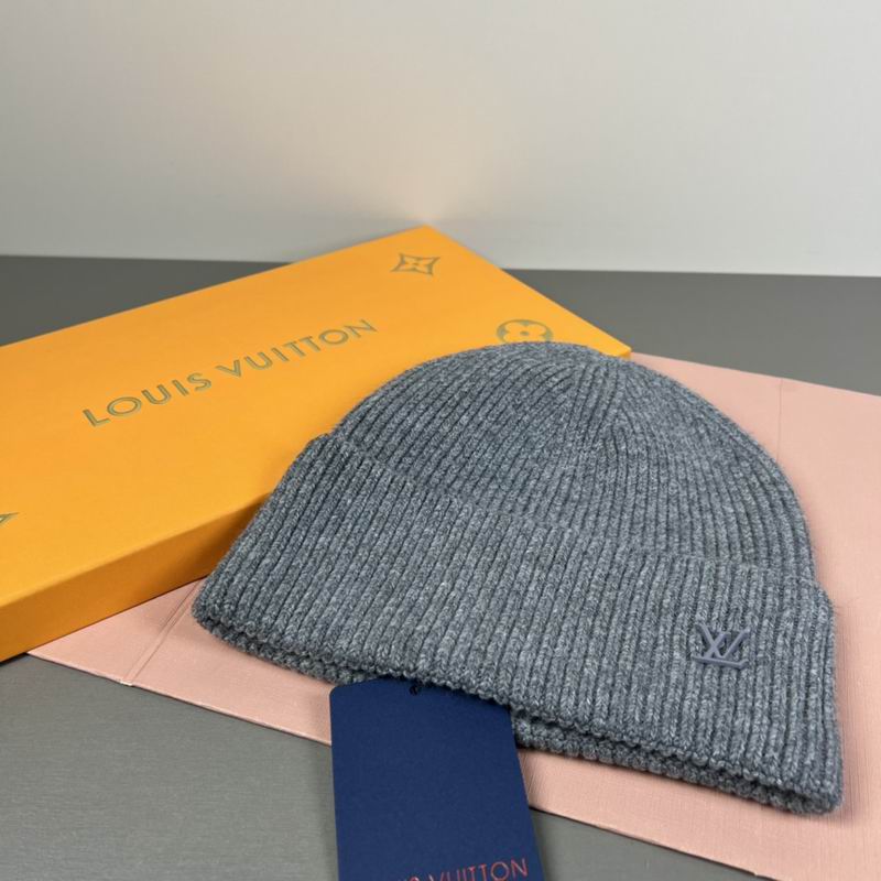 Loewe hat dx (351)
