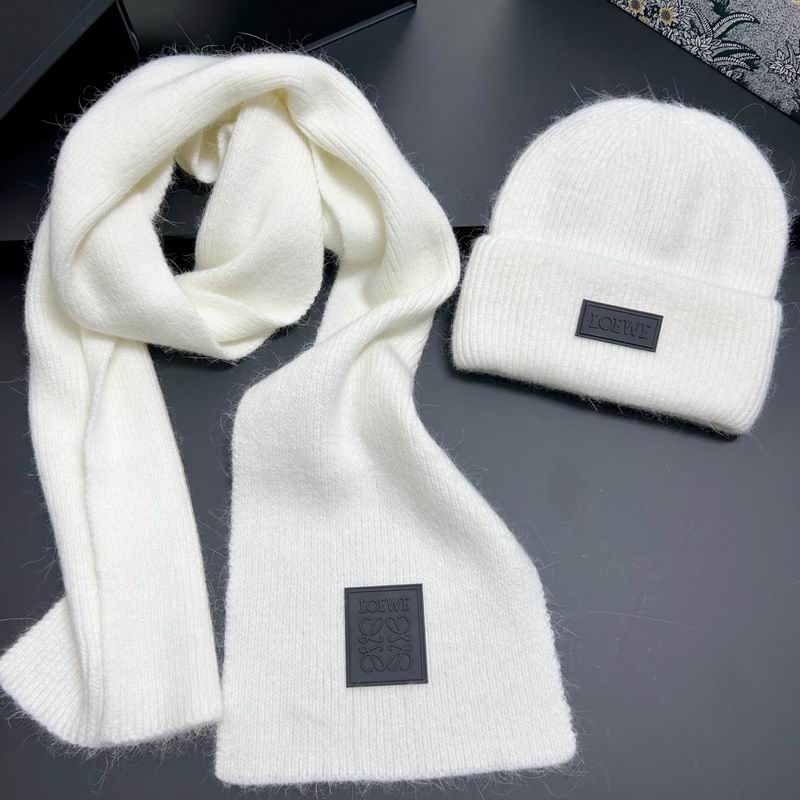 Loewe scarf hat dx (10)