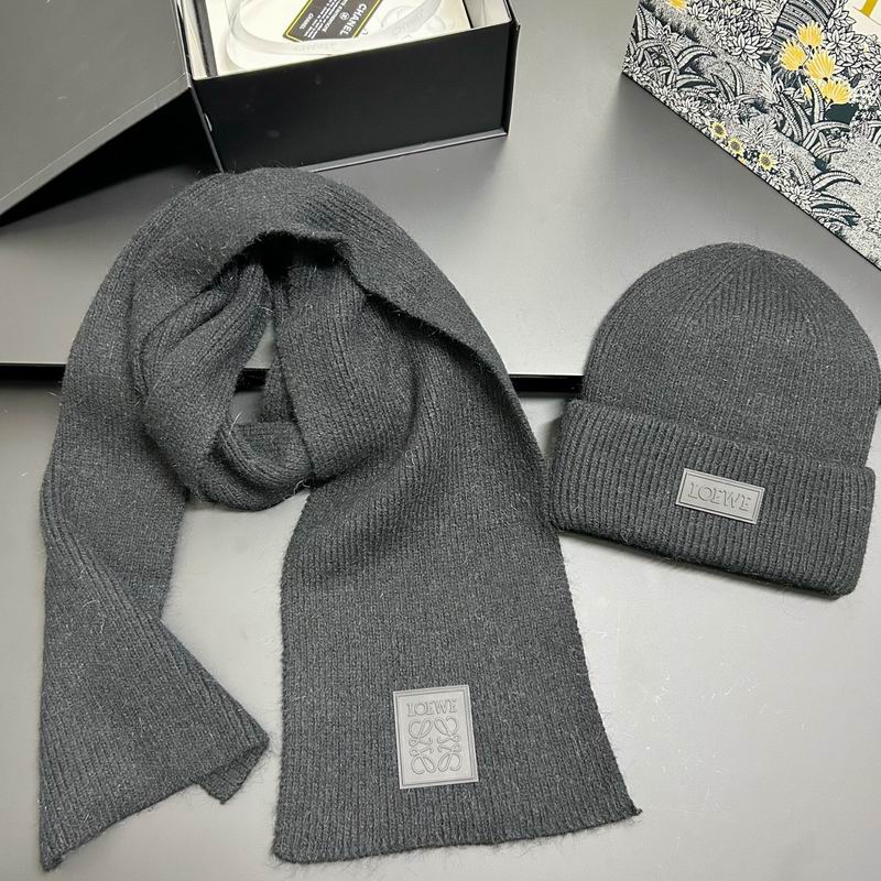 Loewe scarf hat dx (16)