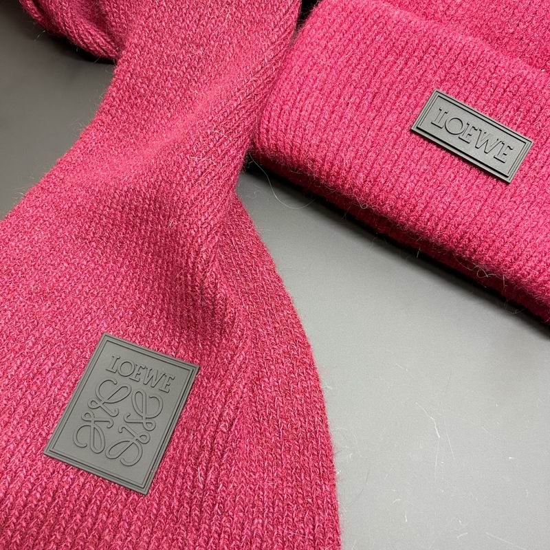 Loewe scarf hat dx (4)