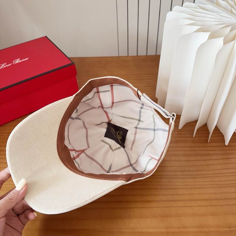Loro Piana Cap dx (221)