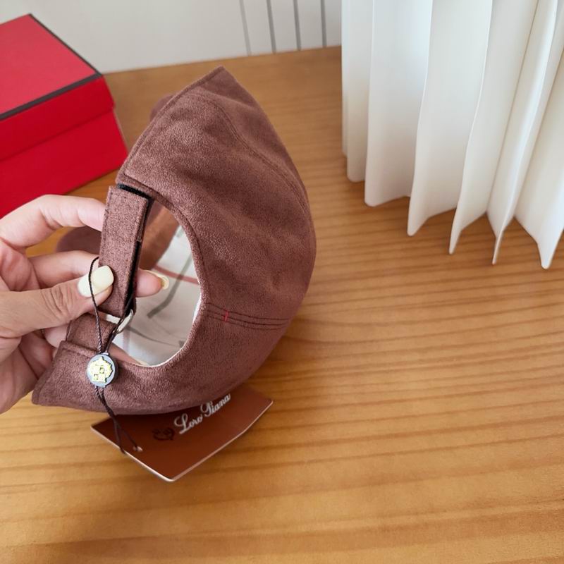 Loro Piana Cap dx (228)